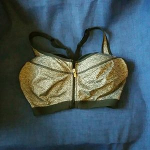 Victoria Secret VSX Sport bra 32DD
